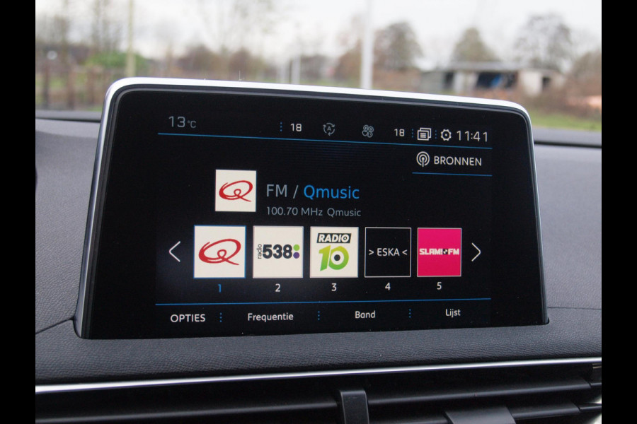 Peugeot 3008 1.2 PureTech Active | Apple Carplay | Camera | Cruise Control | Trekhaak | Automaat | NL-Auto |