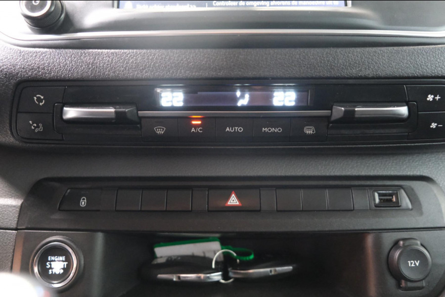 Opel Vivaro 2.0 CDTI L3H1 DC Innovation 2x Schuifdeur - N.A.P. Airco, Cruise, Navi, PDC, Camera, Trekhaak.