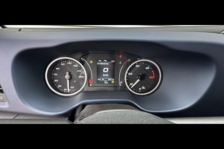 Iveco Daily 35C18 3.0 Automaat Mooie uitvoering Zeer netjes!