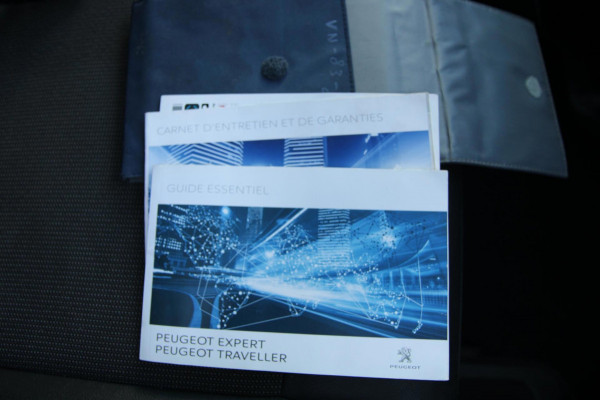 Peugeot Expert 2.0 BlueHDI 120PK L3H1 Premium / Trekhaak / Laadruimte inrichting / Cruise / 3 zits