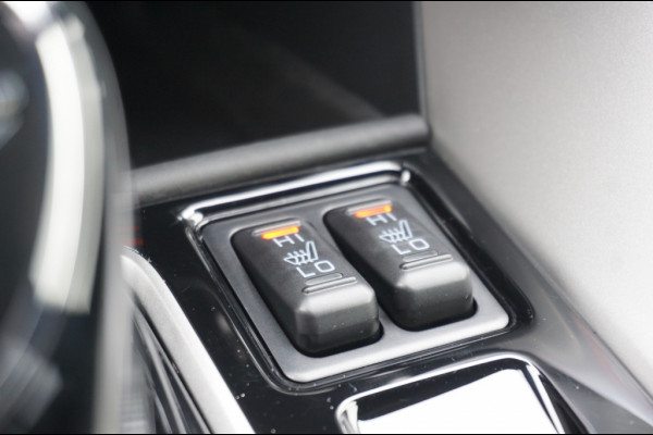 Mitsubishi Eclipse Cross 2.4 PHEV Executive 4WD | 1.500 KG TREKGEWICHT | ADAP. CRUISE