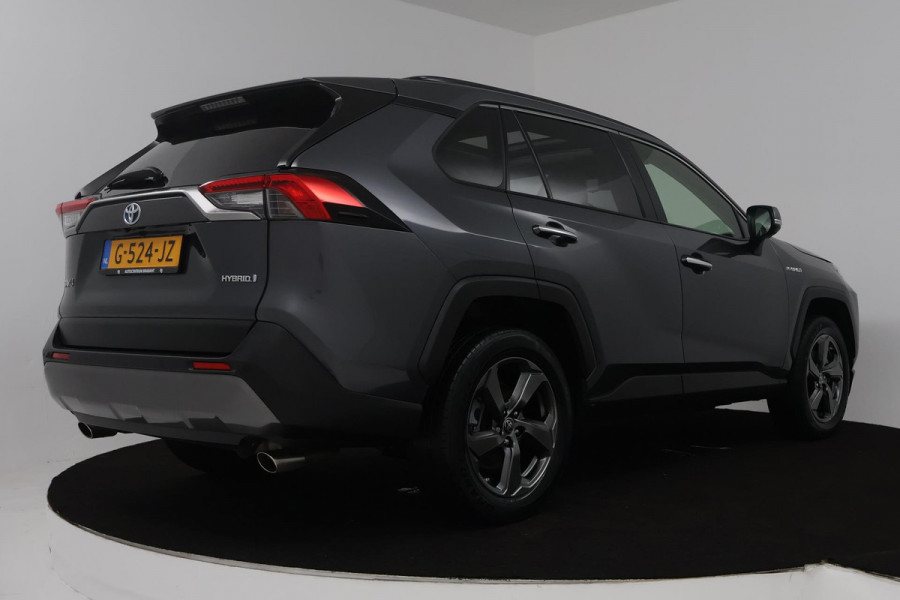 Toyota RAV4 2.5 Hybrid Executive (PANORAMADAK, ELEKTR STOELEN, CAMERA, STOELVERWARMING, NAVIGATIE, CRUISE CONTROL)