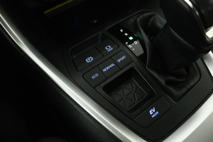 Toyota RAV4 2.5 Hybrid Executive (PANORAMADAK, ELEKTR STOELEN, CAMERA, STOELVERWARMING, NAVIGATIE, CRUISE CONTROL)