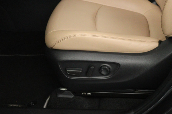 Toyota RAV4 2.5 Hybrid Executive (PANORAMADAK, ELEKTR STOELEN, CAMERA, STOELVERWARMING, NAVIGATIE, CRUISE CONTROL)