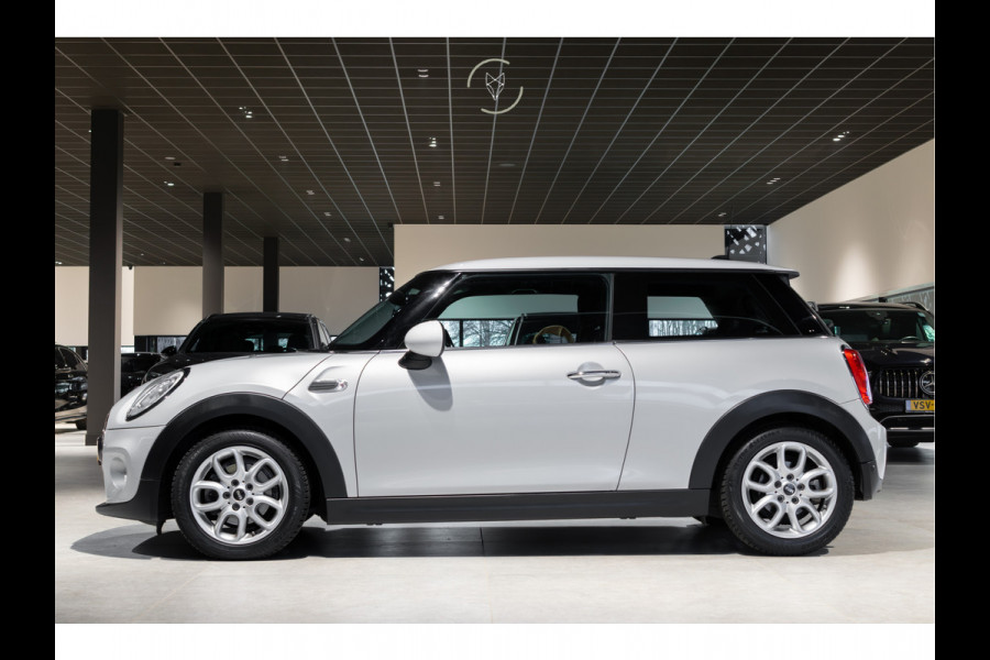 MINI Mini 1.5 Cooper Serious Business Automaat Keyless|Gr-Navi|LED|NL-auto|CC|Volledige historie