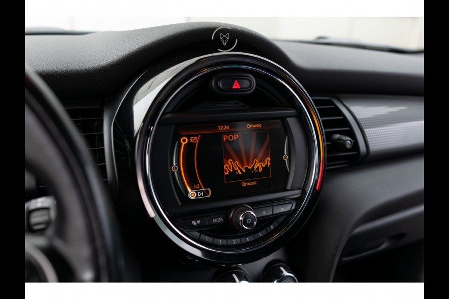 MINI Mini 1.5 Cooper Serious Business Automaat Keyless|Gr-Navi|LED|NL-auto|CC|Volledige historie