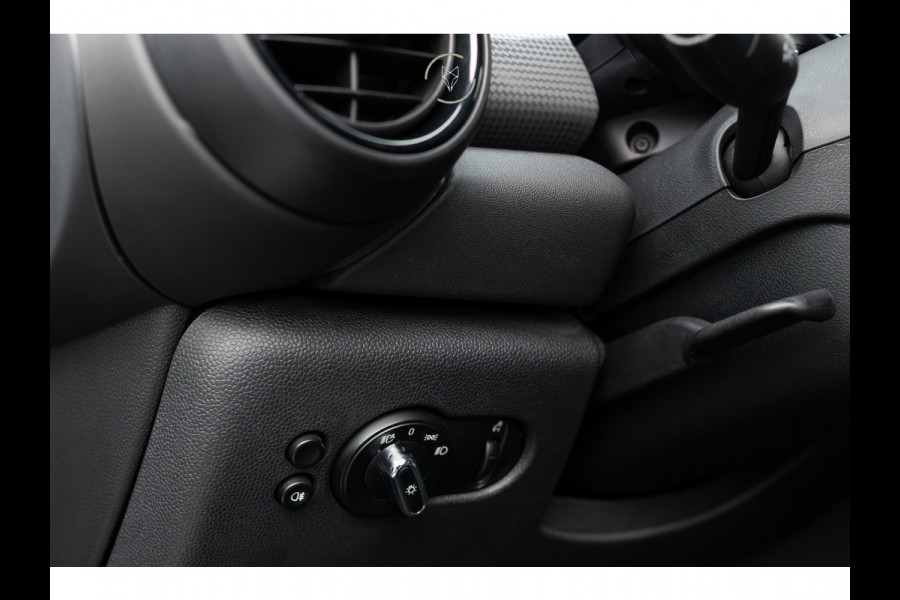 MINI Mini 1.5 Cooper Serious Business Automaat Keyless|Gr-Navi|LED|NL-auto|CC|Volledige historie