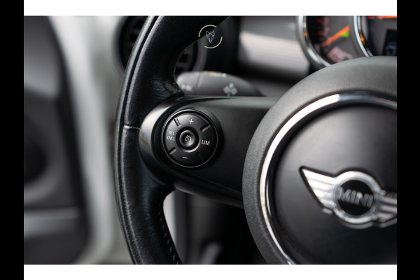 MINI Mini 1.5 Cooper Serious Business Automaat Keyless|Gr-Navi|LED|NL-auto|CC|Volledige historie