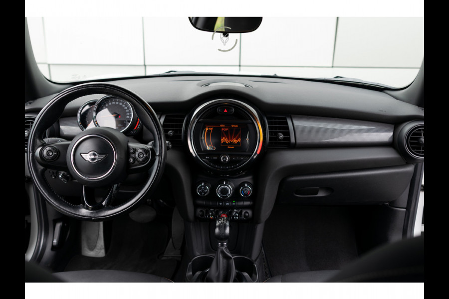 MINI Mini 1.5 Cooper Serious Business Automaat Keyless|Gr-Navi|LED|NL-auto|CC|Volledige historie