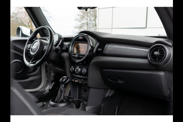 MINI Mini 1.5 Cooper Serious Business Automaat Keyless|Gr-Navi|LED|NL-auto|CC|Volledige historie