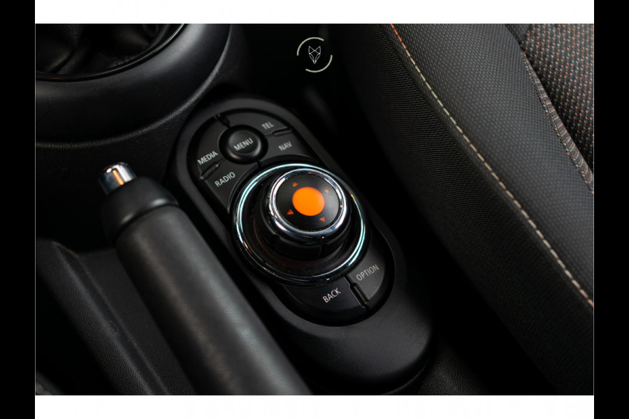 MINI Mini 1.5 Cooper Serious Business Automaat Keyless|Gr-Navi|LED|NL-auto|CC|Volledige historie