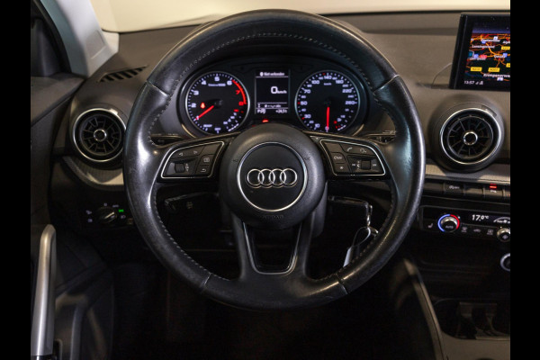 Audi Q2 1.4 TFSI CoD S-Line / 150pk / Stoelverwarming / Leder /