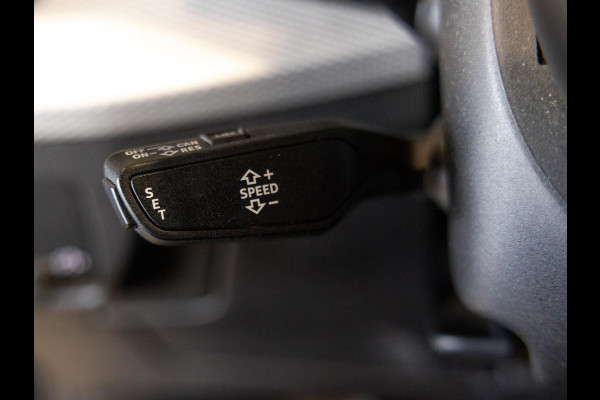 Audi Q2 1.4 TFSI CoD S-Line / 150pk / Stoelverwarming / Leder /