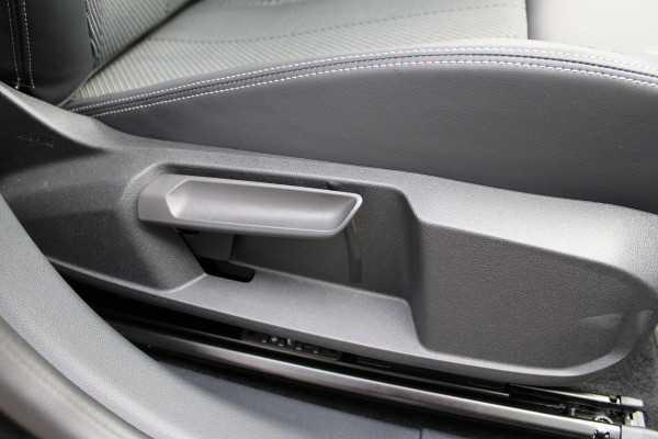 Ford Explorer Extended Range RWD 77 kWh | Trekhaak | AGR | Winterpack | Head-Up