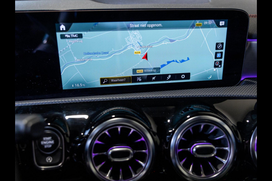 Mercedes-Benz CLA-Klasse Shooting Brake AMG 45 S 4MATIC+ Premium Plus / 422pk / Panorama dak / Burmester / Rondom zicht camera /