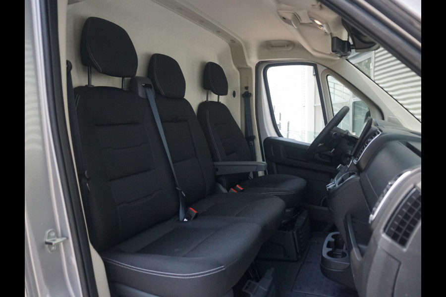 Peugeot e-Boxer 3.5t L3H2 Zwaar 110 kWh | 8 jaar garantie | Pakket Style Black | Pakket Premium Visibilit LED | Pakket City Plus