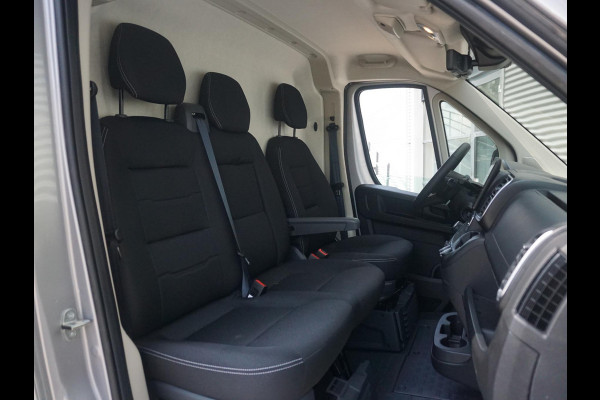 Peugeot e-Boxer 3.5t L3H2 Zwaar 110 kWh | 8 jaar garantie | Pakket Style Black | Pakket Premium Visibilit LED | Pakket City Plus