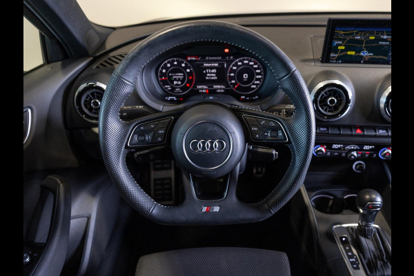 Audi A3 Sportback 35 TFSI CoD 2x S-Line / 150pk / Automatische klimaatregeling / Stoelverwarming / Afgevlakt stuurwiel /