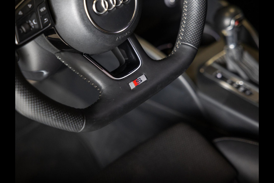 Audi A3 Sportback 35 TFSI CoD 2x S-Line / 150pk / Automatische klimaatregeling / Stoelverwarming / Afgevlakt stuurwiel /