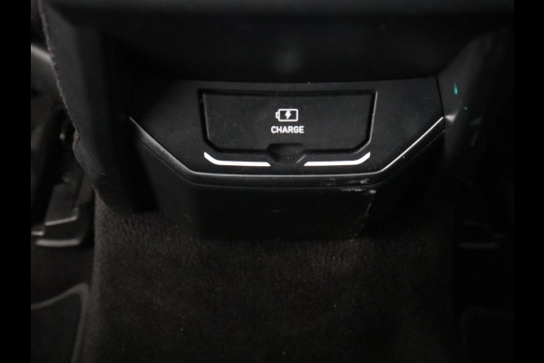 Lynk & Co 01 1.5 Plug In | Panoramadak | Trekhaak | Infinity by Harman | Camera | Adaptive cruise | Stoelverwarming | Carplay | Memory | Full LED | PHEV