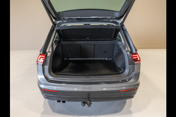 Volkswagen Tiguan 1.4 TSI ACT Comfortline Business / 150pk / Trekhaak / Keyless / Adaptieve cruise control /