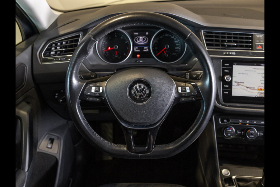 Volkswagen Tiguan 1.4 TSI ACT Comfortline Business / 150pk / Trekhaak / Keyless / Adaptieve cruise control /