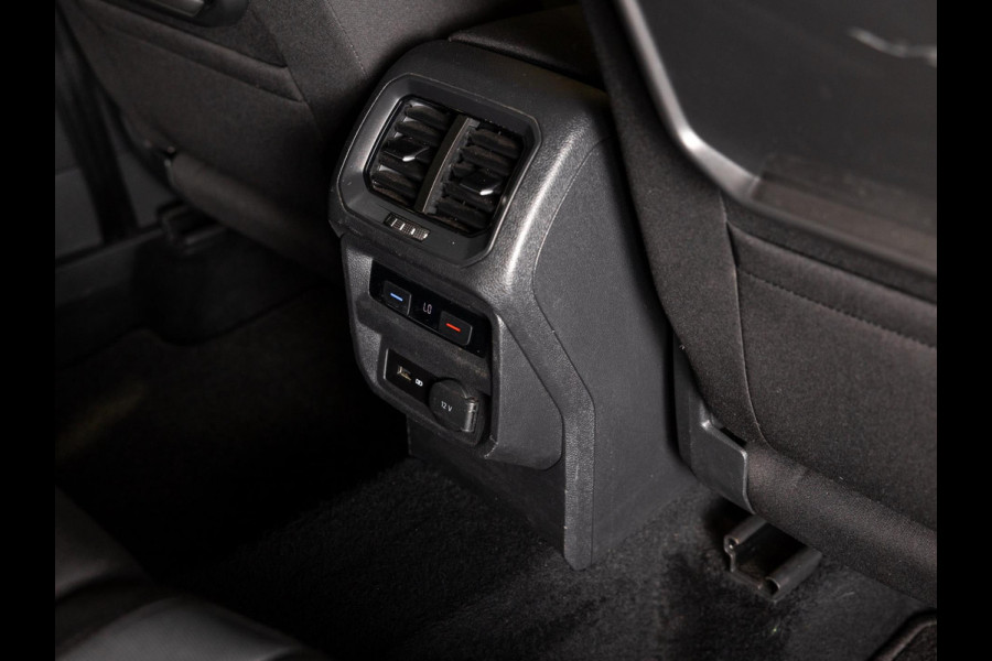 Volkswagen Tiguan 1.4 TSI ACT Comfortline Business / 150pk / Trekhaak / Keyless / Adaptieve cruise control /