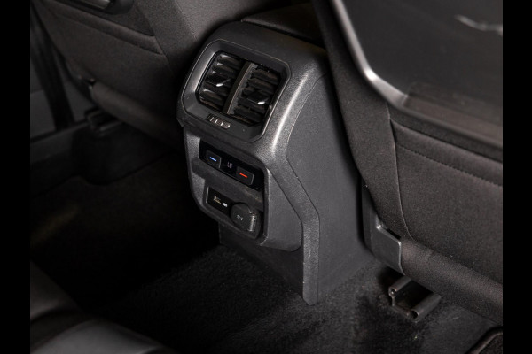 Volkswagen Tiguan 1.4 TSI ACT Comfortline Business / 150pk / Trekhaak / Keyless / Adaptieve cruise control /