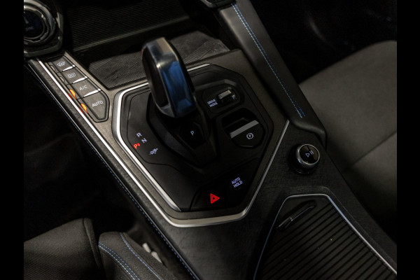 Lynk & Co 01 1.5 / 261pk / Blackstyle