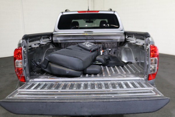 Nissan Navara 2.3 dCi 190pk New N-Guard Automaat 4x4 3.500kg Trekhaak