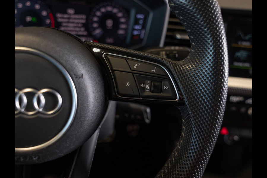 Audi A1 Sportback 30 TFSI edition one 2x S-Line / 116pk / Apple CarPlay / Achteruitrij camera / Automatische klimaatregeling /