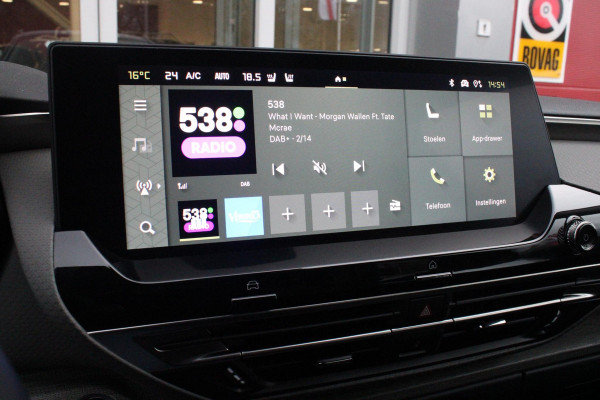 Citroën C5 X 1.6 Plug-in Hybrid 225PK MAX | PANORAMISCH SCHUIF / KANTELDAK | ELEKTRISCHE VOORSTOELEN MET GEHEUGEN | VOORSTOEL VENTILATIE | VOORSTOEL VERWARMING | VOORSTOELEN MET MASSAGE FUNCTIE | LEDEREN BEKLEDING | STUUR VERWARMING | DRAADLOOS APPLE CARPLAY / ANDROID AUTO | 360° CAMERA | KEYLESS ENTRY / START | 19"LICHTMETALEN VELGEN | ELEKTRISCH BEDIENBARE ACHTERKLEP MET HANDSFREE FUNCTIE | HEADUP DISPLAY | NAVIGATIE | ADAPTIVE CRUISE CONTROL |