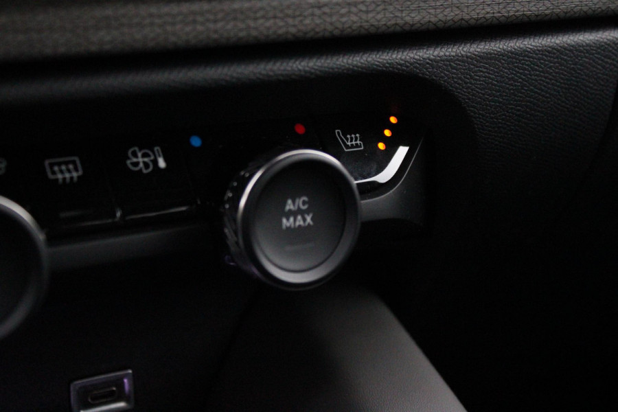 Citroën C5 X 1.6 Plug-in Hybrid 225PK MAX | PANORAMISCH SCHUIF / KANTELDAK | ELEKTRISCHE VOORSTOELEN MET GEHEUGEN | VOORSTOEL VENTILATIE | VOORSTOEL VERWARMING | VOORSTOELEN MET MASSAGE FUNCTIE | LEDEREN BEKLEDING | STUUR VERWARMING | DRAADLOOS APPLE CARPLAY / ANDROID AUTO | 360° CAMERA | KEYLESS ENTRY / START | 19"LICHTMETALEN VELGEN | ELEKTRISCH BEDIENBARE ACHTERKLEP MET HANDSFREE FUNCTIE | HEADUP DISPLAY | NAVIGATIE | ADAPTIVE CRUISE CONTROL |