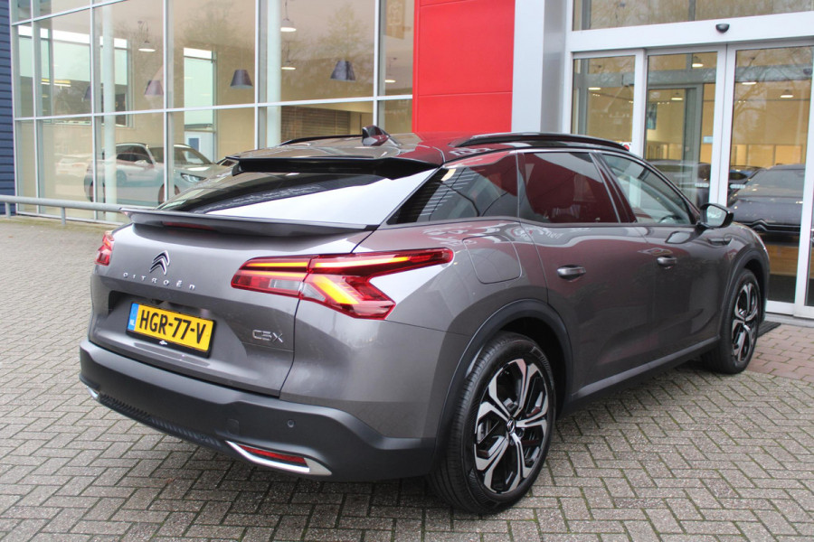 Citroën C5 X 1.6 Plug-in Hybrid 225PK MAX | PANORAMISCH SCHUIF / KANTELDAK | ELEKTRISCHE VOORSTOELEN MET GEHEUGEN | VOORSTOEL VENTILATIE | VOORSTOEL VERWARMING | VOORSTOELEN MET MASSAGE FUNCTIE | LEDEREN BEKLEDING | STUUR VERWARMING | DRAADLOOS APPLE CARPLAY / ANDROID AUTO | 360° CAMERA | KEYLESS ENTRY / START | 19"LICHTMETALEN VELGEN | ELEKTRISCH BEDIENBARE ACHTERKLEP MET HANDSFREE FUNCTIE | HEADUP DISPLAY | NAVIGATIE | ADAPTIVE CRUISE CONTROL |