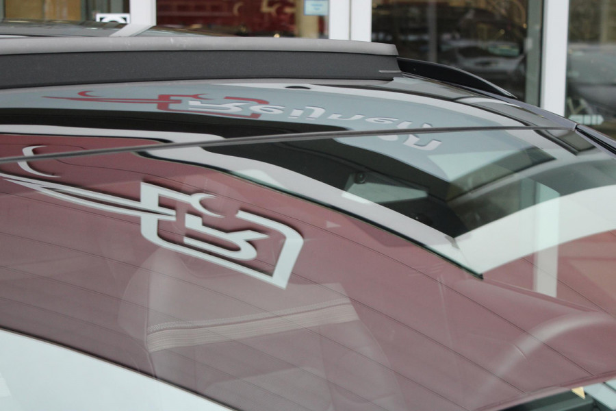 Citroën C5 X 1.6 Plug-in Hybrid 225PK MAX | PANORAMISCH SCHUIF / KANTELDAK | ELEKTRISCHE VOORSTOELEN MET GEHEUGEN | VOORSTOEL VENTILATIE | VOORSTOEL VERWARMING | VOORSTOELEN MET MASSAGE FUNCTIE | LEDEREN BEKLEDING | STUUR VERWARMING | DRAADLOOS APPLE CARPLAY / ANDROID AUTO | 360° CAMERA | KEYLESS ENTRY / START | 19"LICHTMETALEN VELGEN | ELEKTRISCH BEDIENBARE ACHTERKLEP MET HANDSFREE FUNCTIE | HEADUP DISPLAY | NAVIGATIE | ADAPTIVE CRUISE CONTROL |