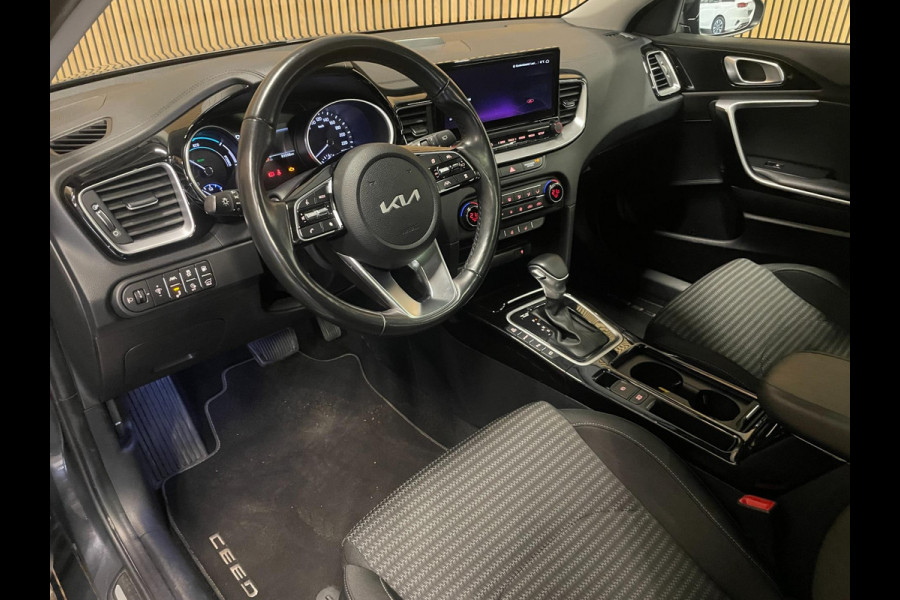 Kia Ceed Sportswagon 1.6 GDI PHEV DynamicPlusLine|AUTOM|PANO|CARPLAY+ANDROID|STOEL+STUURVERW|CAMERA|CRUISE+CLIMATE|IN.BTW|1e EIG.|