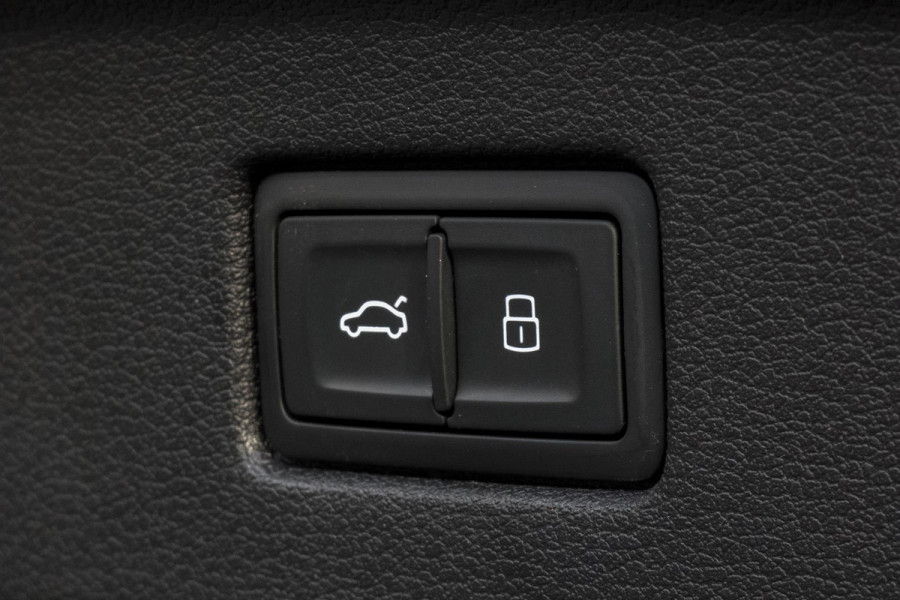 Audi A5 Sportback 2.0 TFSI MHEV Sport S-line Edition | SFEERVERLICHTING | STOELVERWARMING | BLACK OPTIC PAKKET