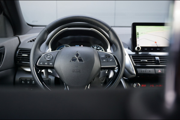 Mitsubishi Eclipse Cross PHEV Intense+ AUTOMAAT CARPLAY | CAMERA | HAAK | STOELVERW.