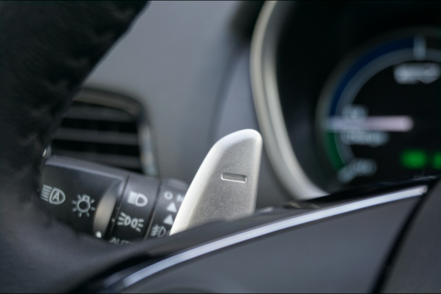 Mitsubishi Eclipse Cross PHEV Intense+ AUTOMAAT CARPLAY | CAMERA | HAAK | STOELVERW.