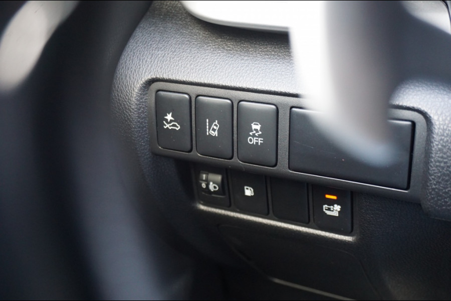 Mitsubishi Eclipse Cross PHEV Intense+ AUTOMAAT CARPLAY | CAMERA | HAAK | STOELVERW.