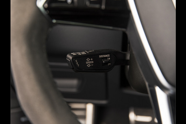 Audi RS6 TFSI quattro CERAMIC-22″-PANO-B&O