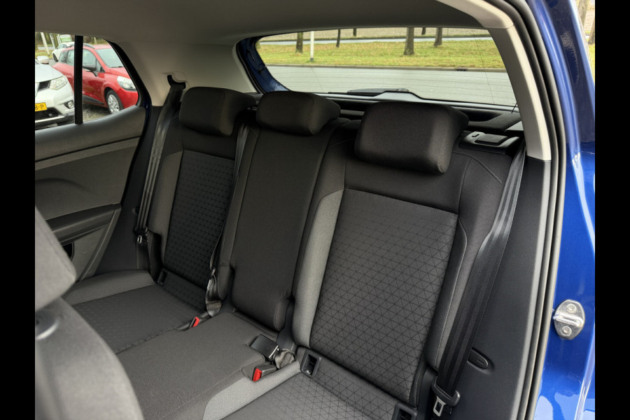 Volkswagen T-Cross 1.0 TSI Life / Adaptive Cruise / Carplay / Navigatie / Airco / Achteruitrij- camera /
