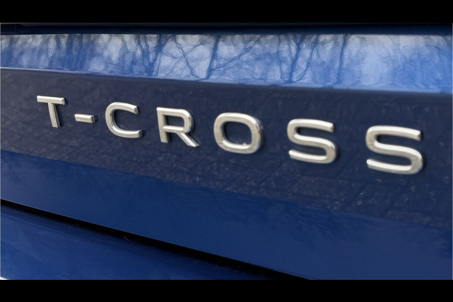 Volkswagen T-Cross 1.0 TSI Life / Adaptive Cruise / Carplay / Navigatie / Airco / Achteruitrij- camera /