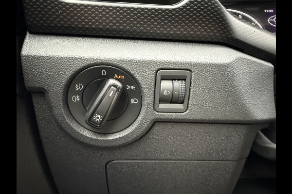 Volkswagen T-Cross 1.0 TSI Life / Adaptive Cruise / Carplay / Navigatie / Airco / Achteruitrij- camera /