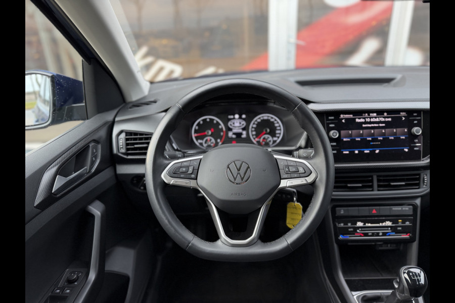 Volkswagen T-Cross 1.0 TSI Life / Adaptive Cruise / Carplay / Navigatie / Airco / Achteruitrij- camera /