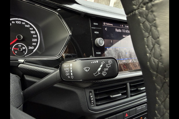 Volkswagen T-Cross 1.0 TSI Life / Adaptive Cruise / Carplay / Navigatie / Airco / Achteruitrij- camera /