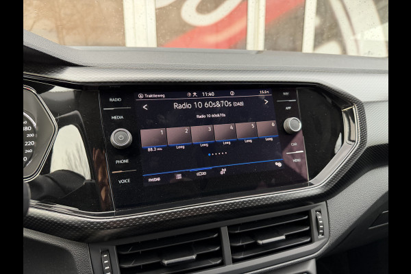 Volkswagen T-Cross 1.0 TSI Life / Adaptive Cruise / Carplay / Navigatie / Airco / Achteruitrij- camera /