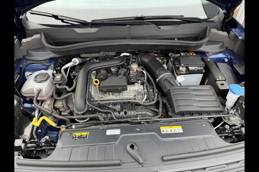 Volkswagen T-Cross 1.0 TSI Life / Adaptive Cruise / Carplay / Navigatie / Airco / Achteruitrij- camera /