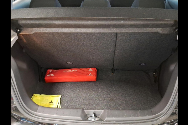 Mitsubishi Space Star 1.2 Intense Incl. Apple Carplay/Android Auto | Achteruitrijcamera | Lichtmetalen velgen