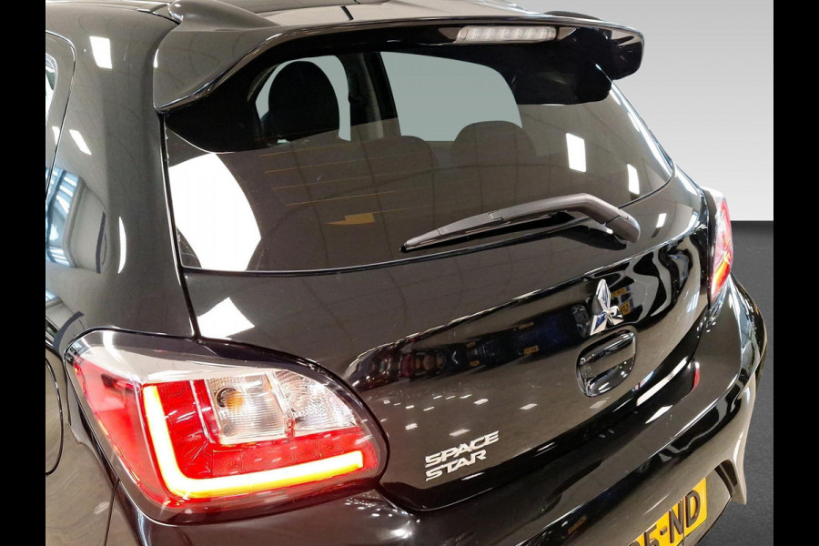 Mitsubishi Space Star 1.2 Intense Incl. Apple Carplay/Android Auto | Achteruitrijcamera | Lichtmetalen velgen